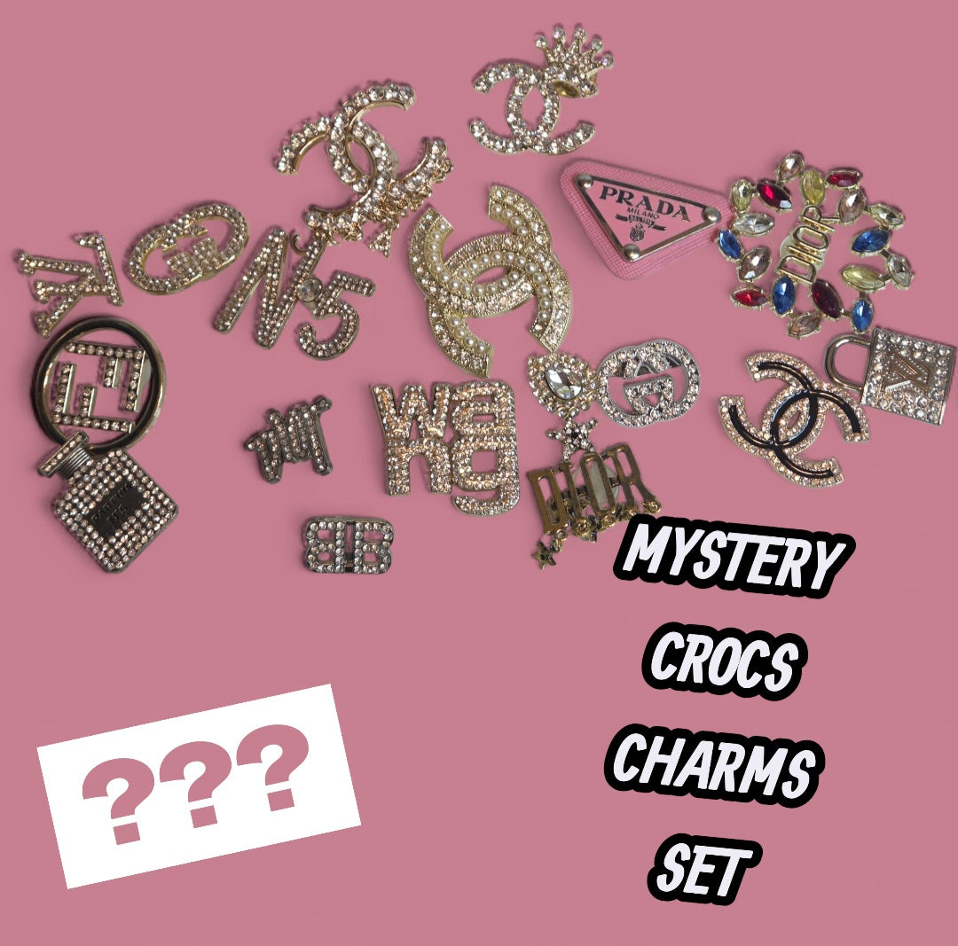 4PC MYSTERY CROCS CHARMS SET