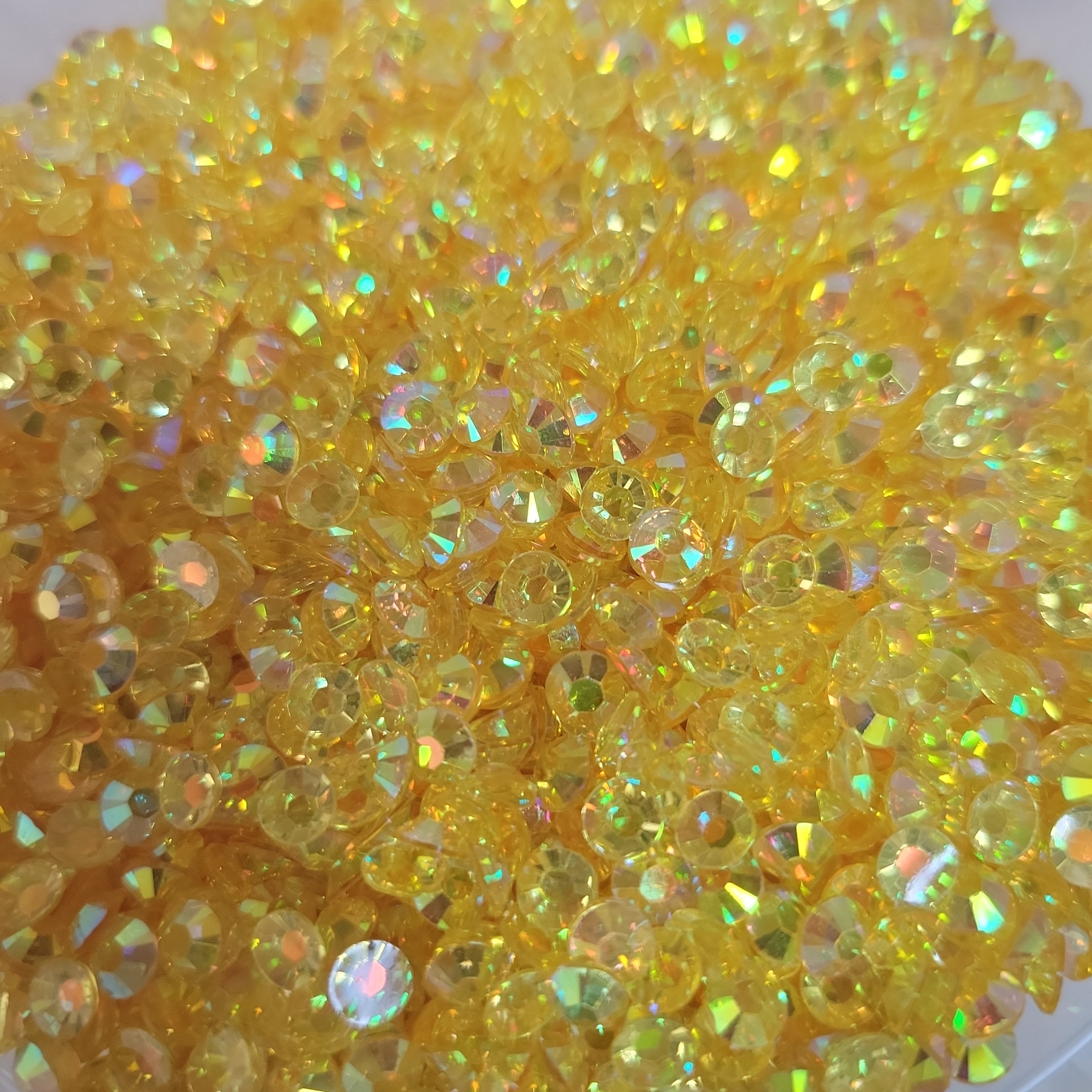 5MM FLATBACK RHINESTONES *BUY 4 BAGS GET 1 FREE*