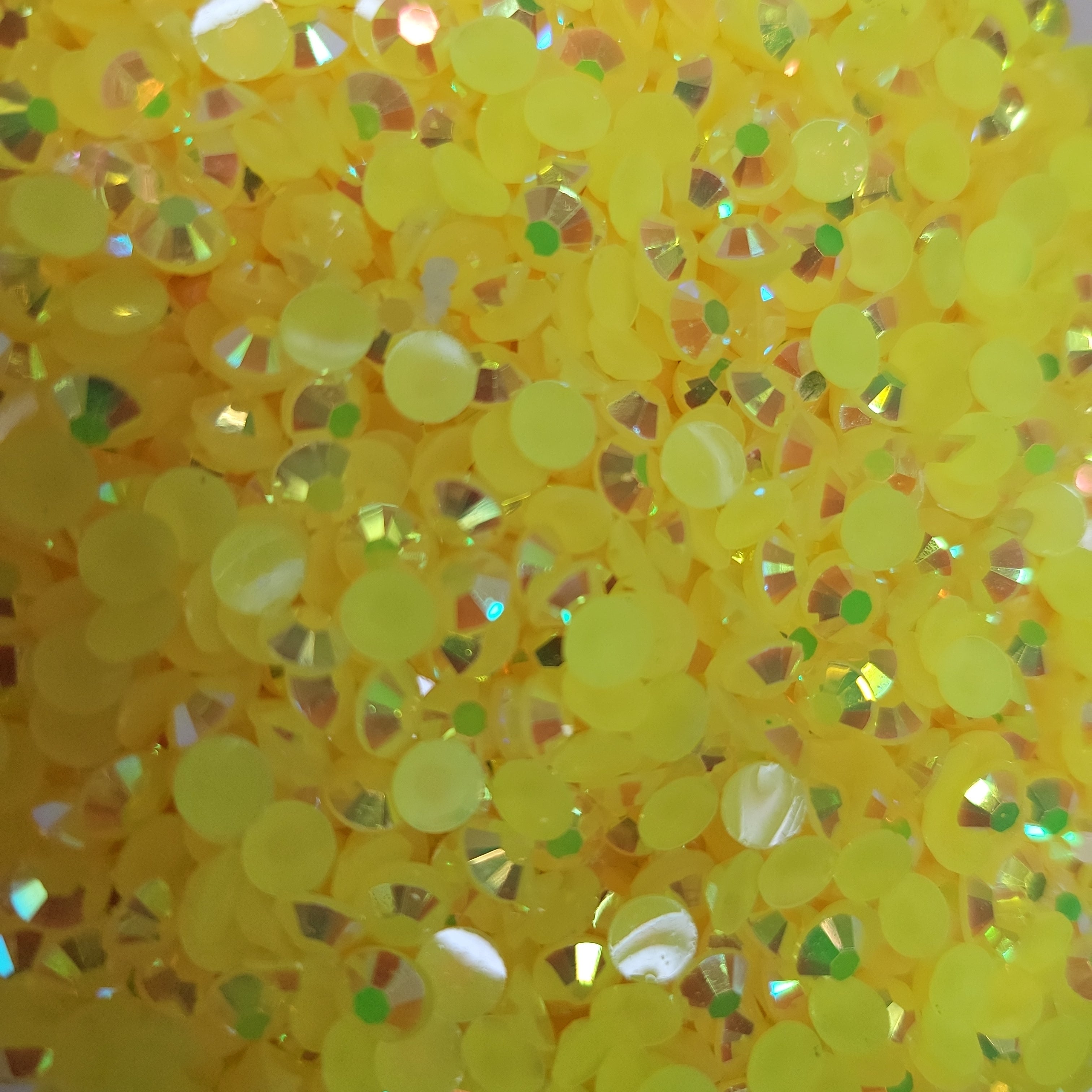 5MM FLATBACK RHINESTONES *BUY 4 BAGS GET 1 FREE*